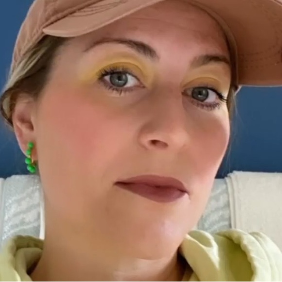 💄Liquid to Matte in Boho Chic💄 - Picture 5 of 6